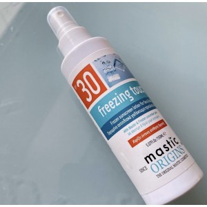 Mastic Origins Freezing Touch Παγωμένο αντηλιακό γαλάκτωμα προσώπου και σώματος 150ml 
